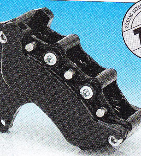 Set pinza anteriore destra e sinistra nera Mini 6 a 6 pistoni per Harley modelli dal 1984 al 1999 con disco da 13, escluso Springer