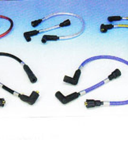 Set cavi accensione high performance cromato argento intrecciati al silicone per Harley Davidson Sportster dal 1965-1985, con pipette bobina diritte, pipette candela a 90° e cavi di lunghezza differente